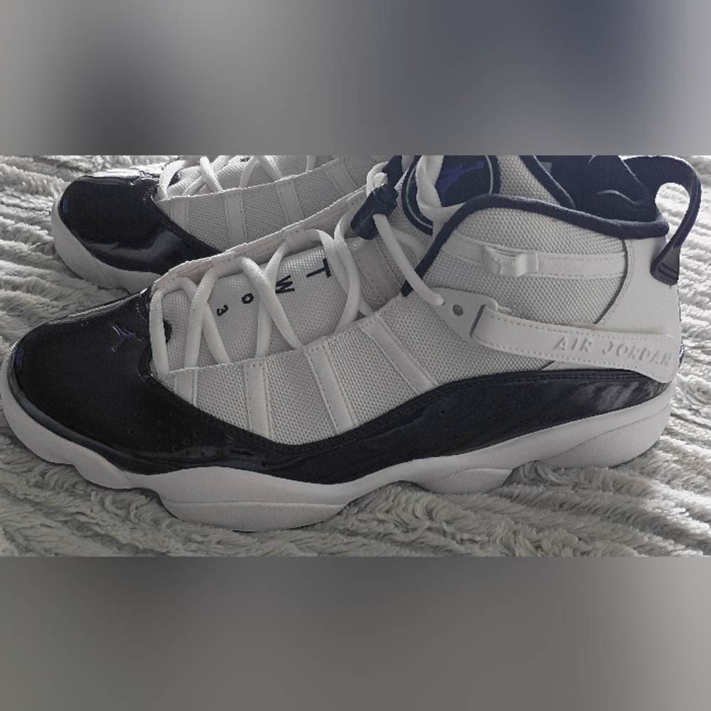Jordan Nike 6 Rings... NEW